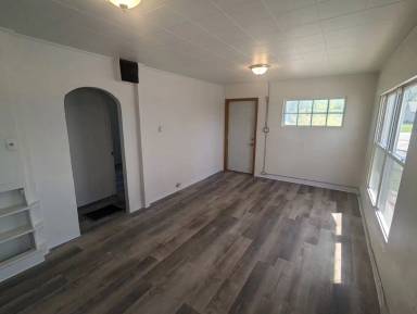 Main picture of 4014 S Beaumont Ave