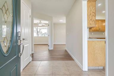 Main picture of 25265 Carlsbad Ave