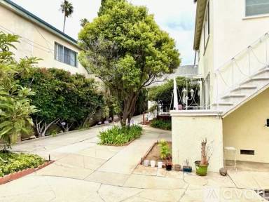 Main picture of 944 19th St