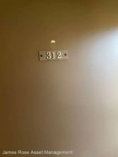 Main picture of 312 Woodlake Wynde