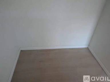 Main picture of 8938 Whitney Ave