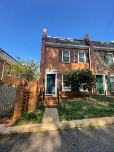 Main picture of 315 S Pope St
