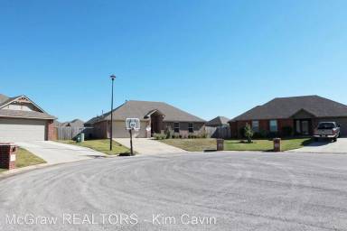 Main picture of 20245 E 36th Pl S