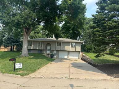 Main picture of 2329 N 104th Cir