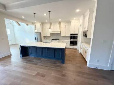 Main picture of 1421 Peyton Run Loop S