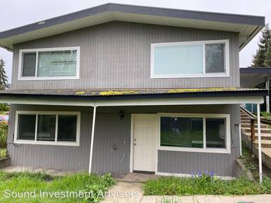 Main picture of 11040 1st Ave SW