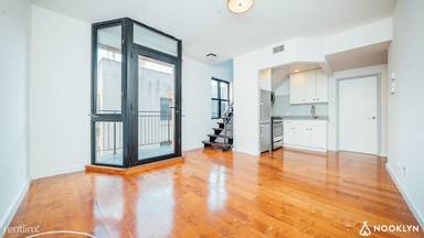 Main picture of 32 Aviation Rd