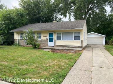 Main picture of 10221 Corning St