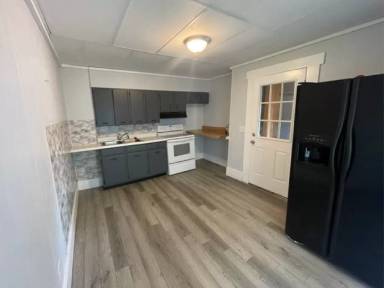 Main picture of 531 Hammond St