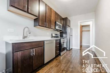 Main picture of 5304 N Ashland Ave