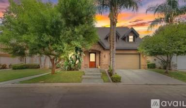Main picture of 136 Stockdale Cir