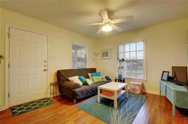Main picture of 6007 Fairway St