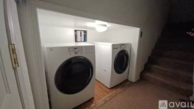 Main picture of 1034 6th Ave S