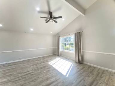 Main picture of 45364 Coyote Rd