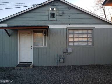 Main picture of 851 1st Ave N