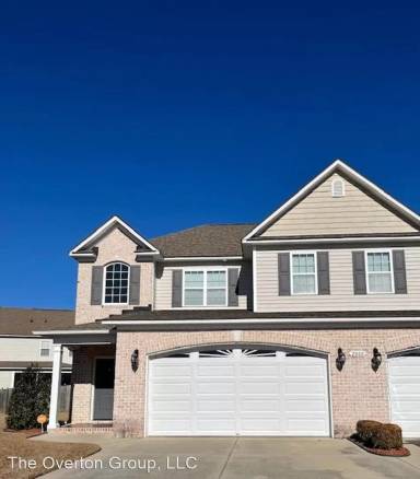 Main picture of 2000 Croyden Cir