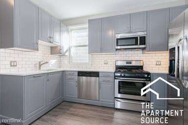 Main picture of 1743 W Barry Ave