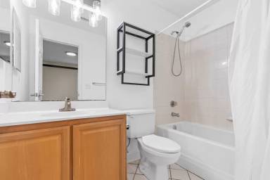 Main picture of 811 W 4th St