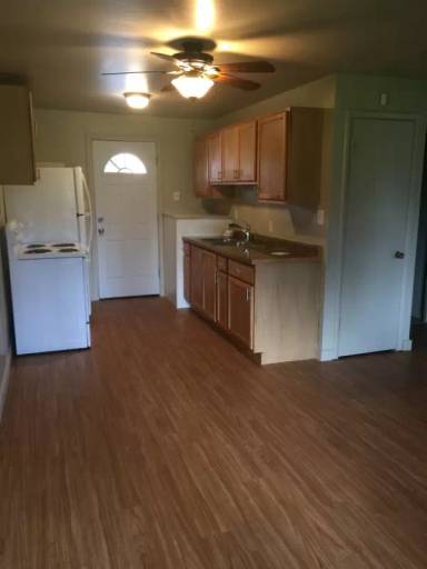 Main picture of 661 8th Avenue East N
