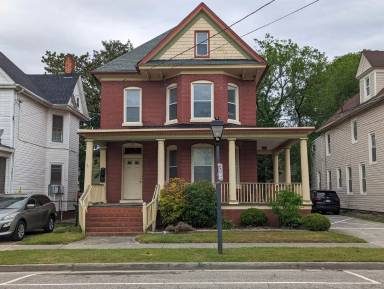 Main picture of 222 W 35th St