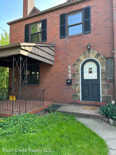 Main picture of 662 Catalpa St