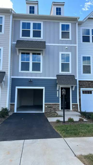 Main picture of 5959 McComb St