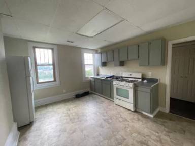 Main picture of 64 Wakefield St