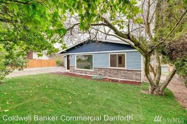 Main picture of 5914 18th Ave SW