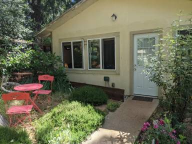 Main picture of 656 Charlene Ln