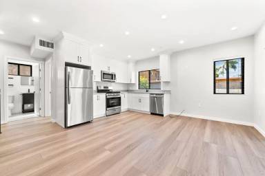 Main picture of 2616 Ellendale Pl