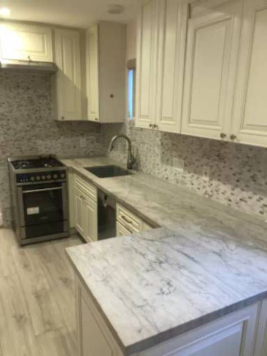 Main picture of 336 Pershing Dr