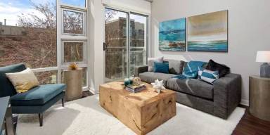 Main picture of 1148 W Monroe Condo