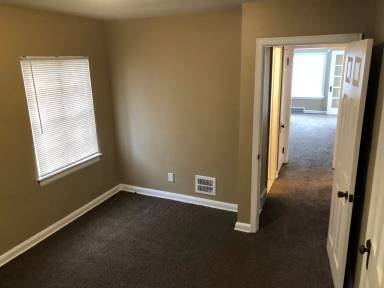 Main picture of 11529 Nashville St