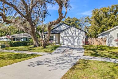 Main picture of 9310 N Willow Ave