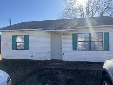 Main picture of 106 Jewell Cv