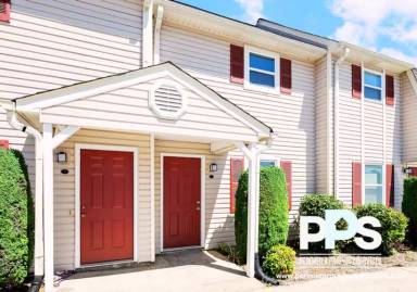 Main picture of 76 Evergreen Ln