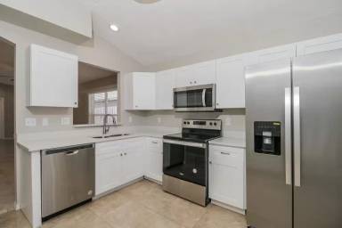 Main picture of 28709 Seashell Ct