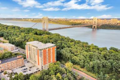 Main picture of The Pinnacle Fort Lee