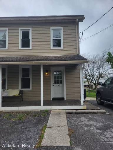 Main picture of 5369 Main St