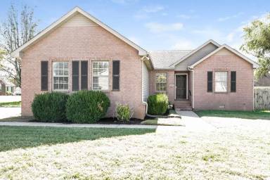Main picture of 2807 Castlerea Dr