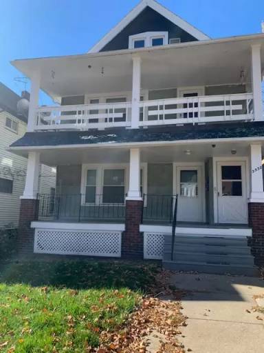 Main picture of 3338 W 82nd St