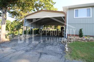 Main picture of 12 Lakehaven Dr