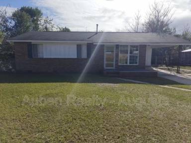 Main picture of 3020 Jeanne Rd