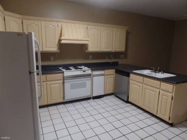 Main picture of 1321 Kitchen St