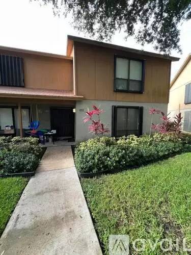 Main picture of 809 Sandtree Dr