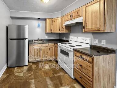 Main picture of 1305 Broad St