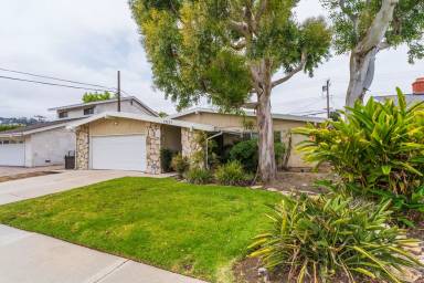 Main picture of 23539 Ladeene Ave
