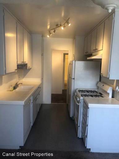 Main picture of 1917 Canal St