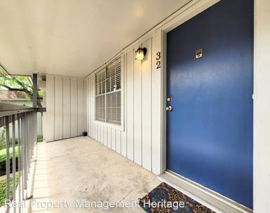 Main picture of 2250 Bering Dr