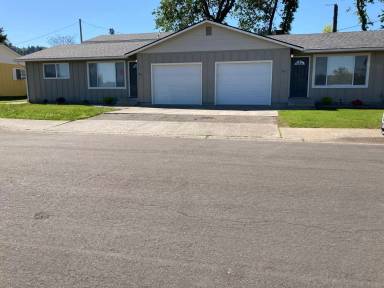 Main picture of 2587 W Bradford Ave